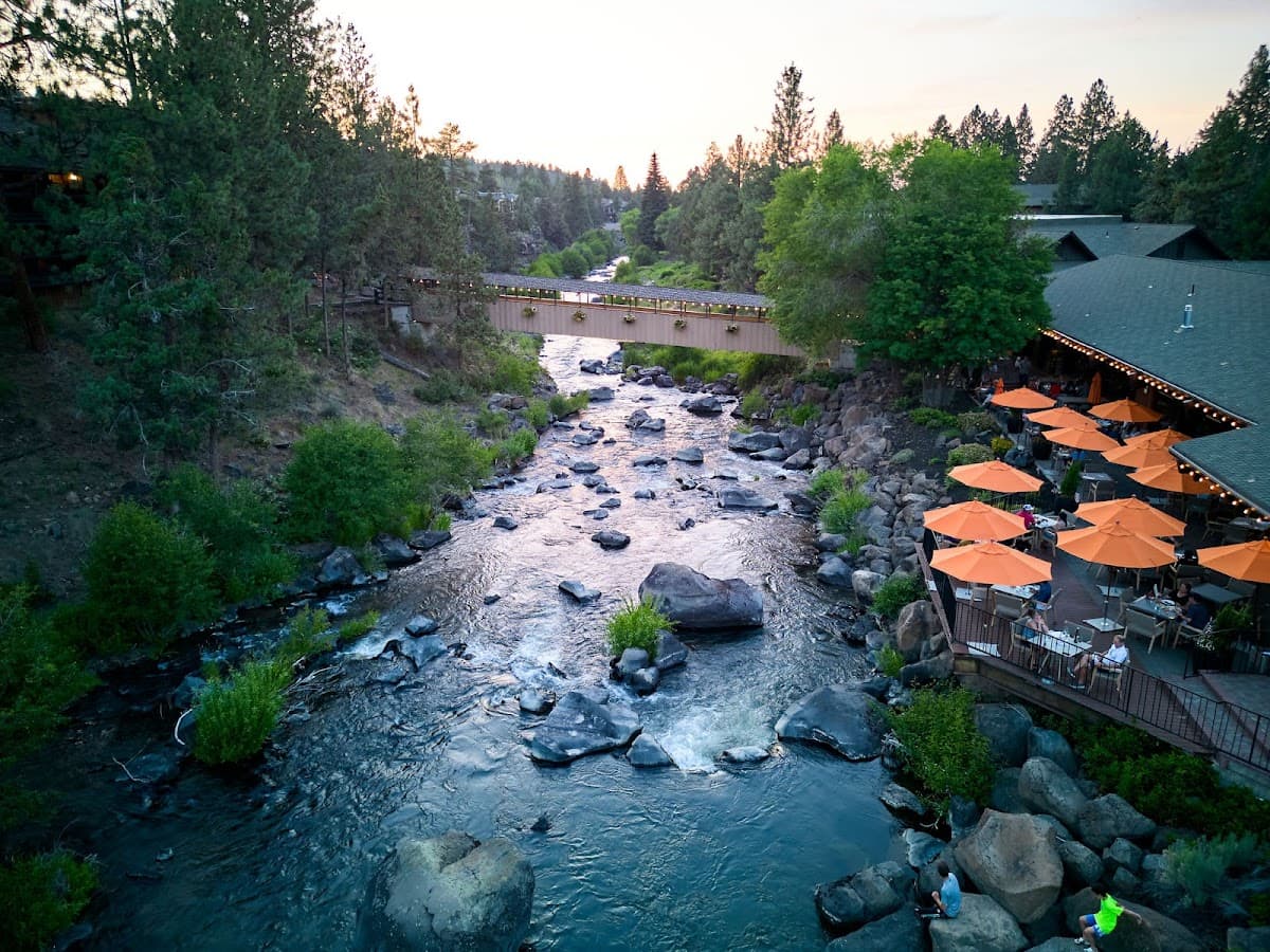 Riverhouse Lodge — photo 1