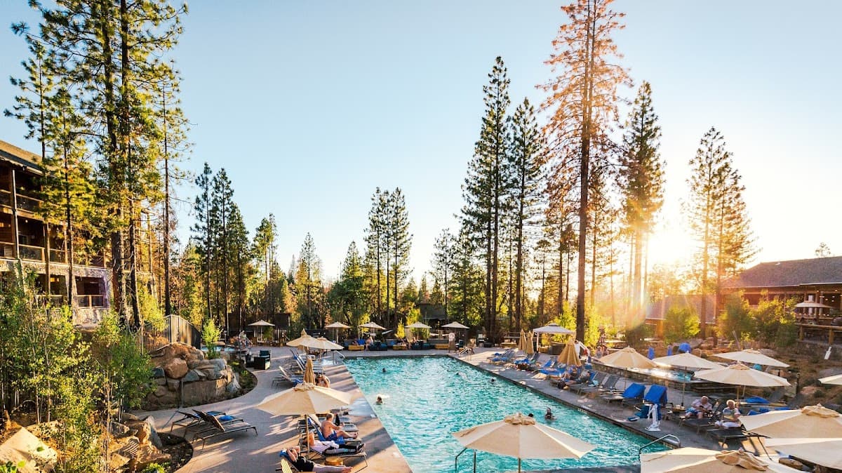 Rush Creek Lodge and Spa at Yosemite — photo 1