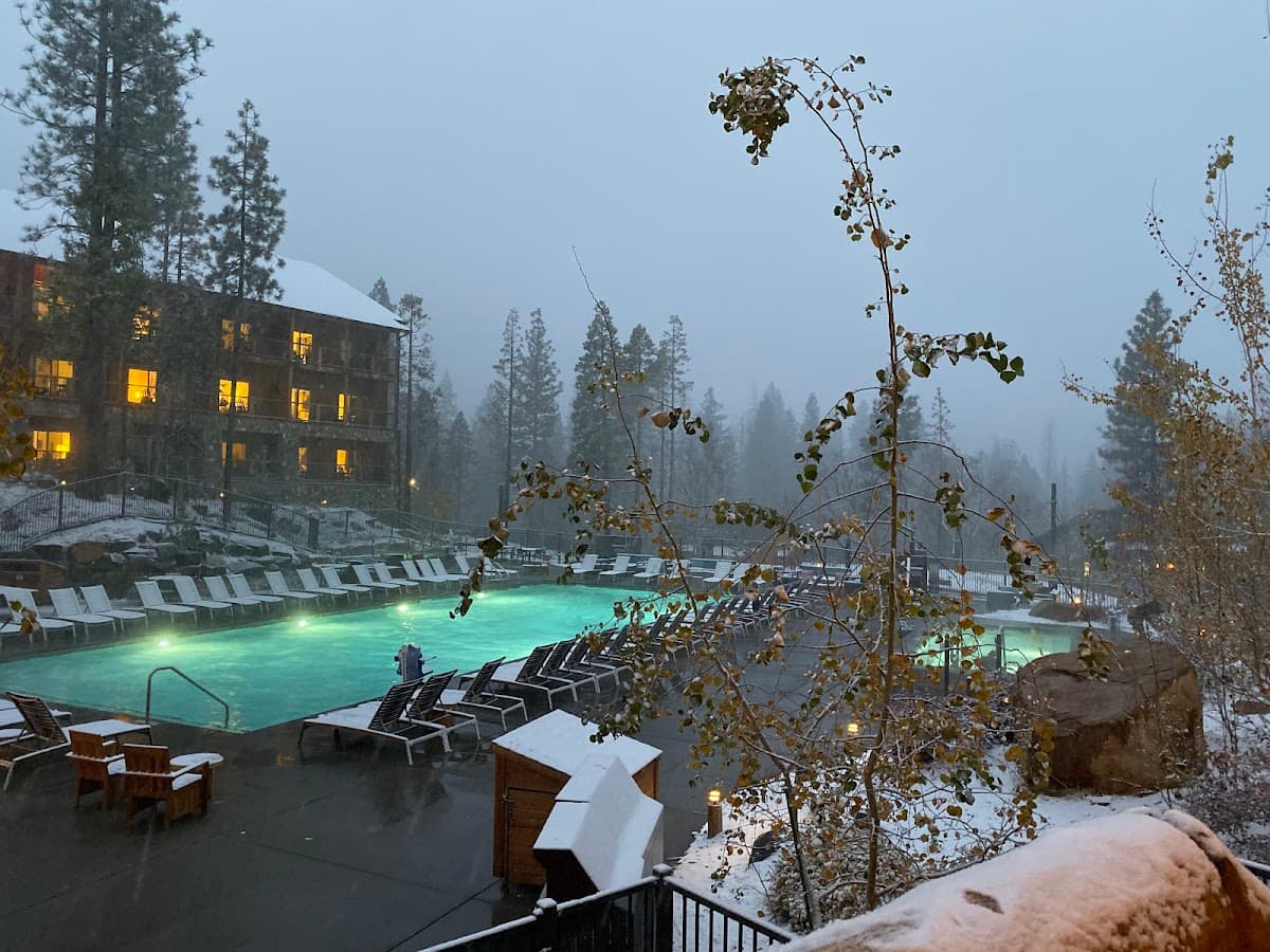 Rush Creek Lodge and Spa at Yosemite — photo 3