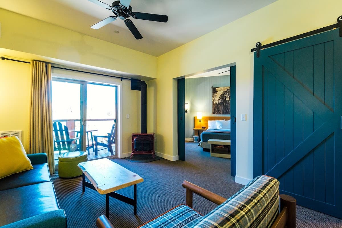 Rush Creek Lodge and Spa at Yosemite — photo 4