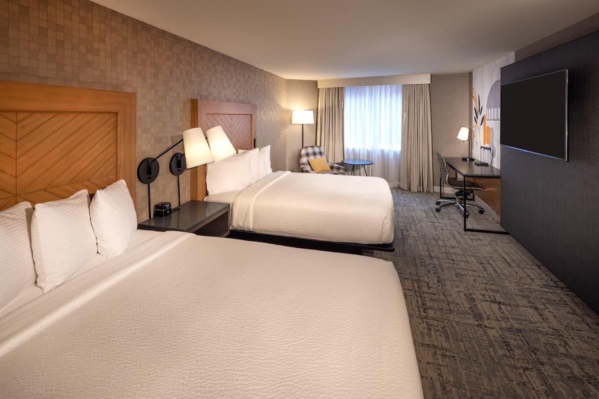 Silver Cloud Hotel - Seattle Stadium — photo 5