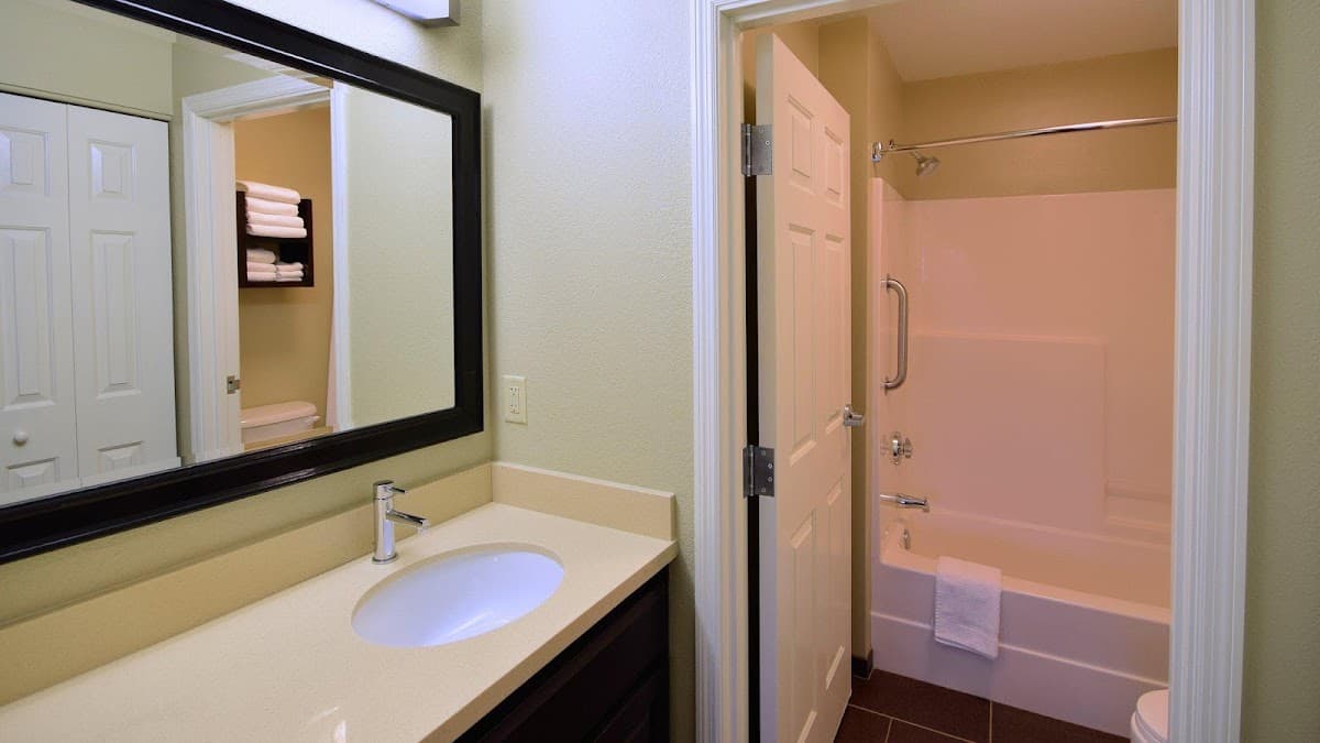 Staybridge Suites Cincinnati North by IHG — photo 4