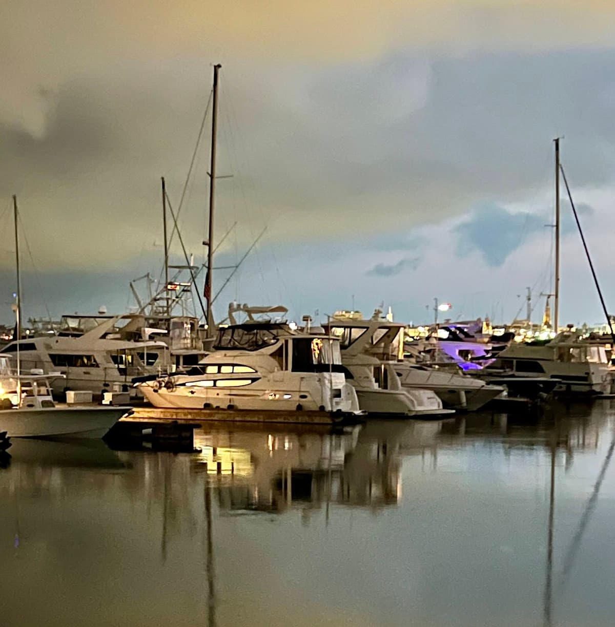 The Beach Club at Charleston Harbor Resort and Marina — photo 1