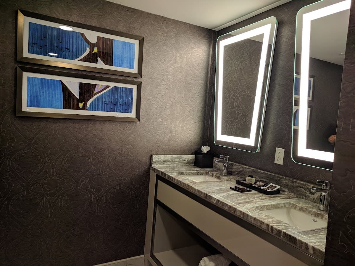 The Jung Hotel & Residences — photo 4