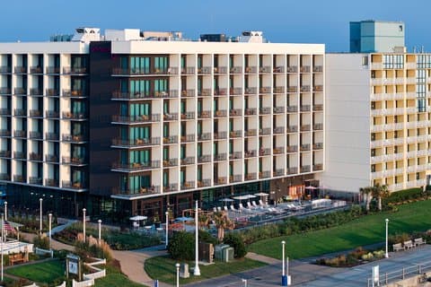 Moxy Virginia Beach Oceanfront — photo 5