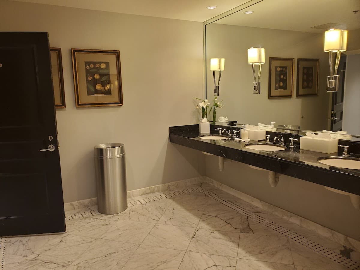 The Tremont House, Galveston, a Tribute Portfolio Hotel — photo 4