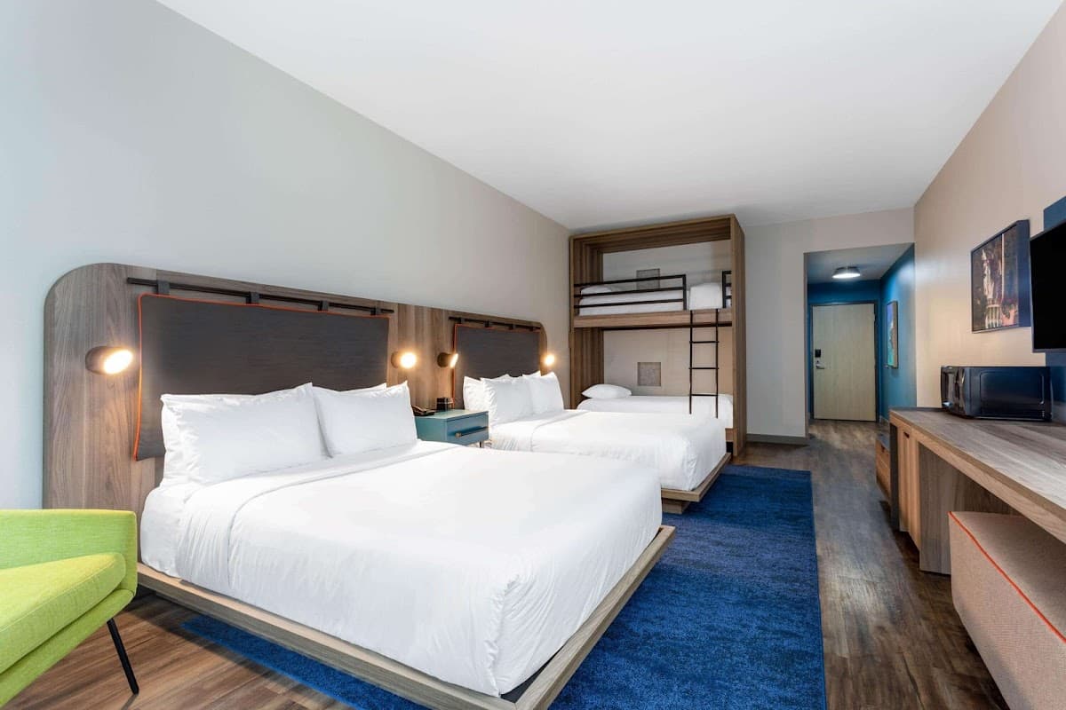 TRYP by Wyndham Orlando — photo 2