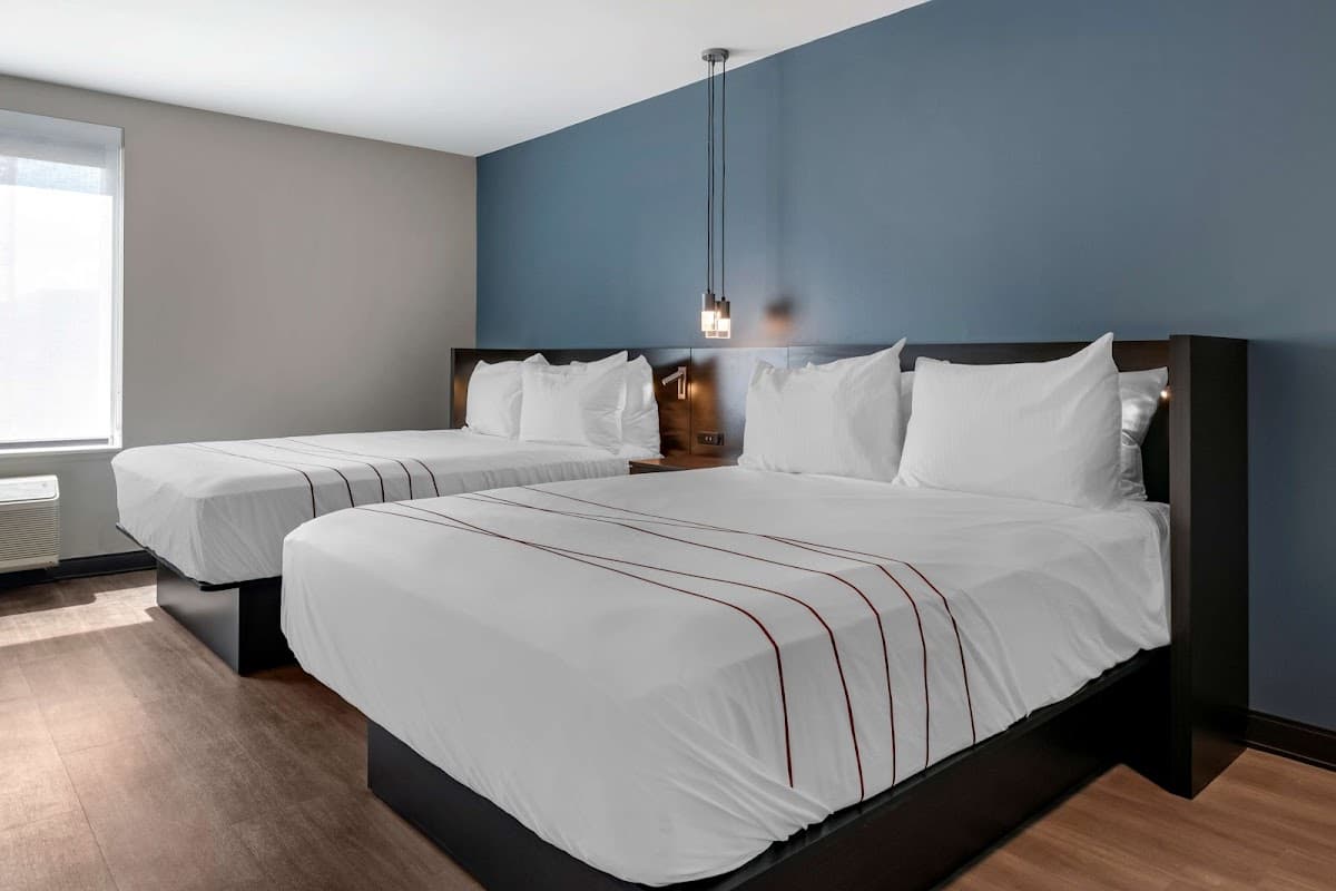 Vīb Hotel by Best Western Denver RiNo — photo 2